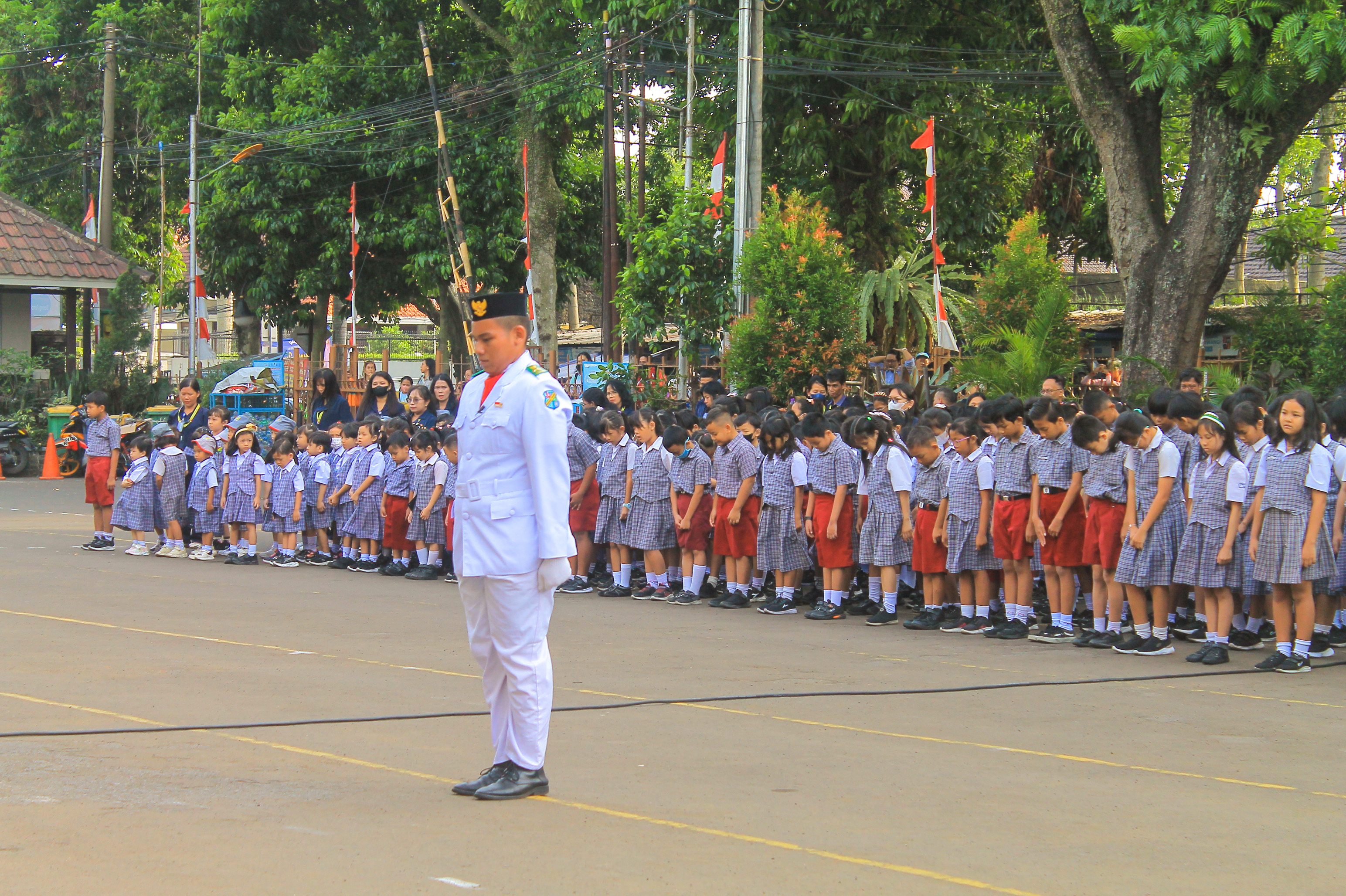 VIVA MARDI YUANA KE 75